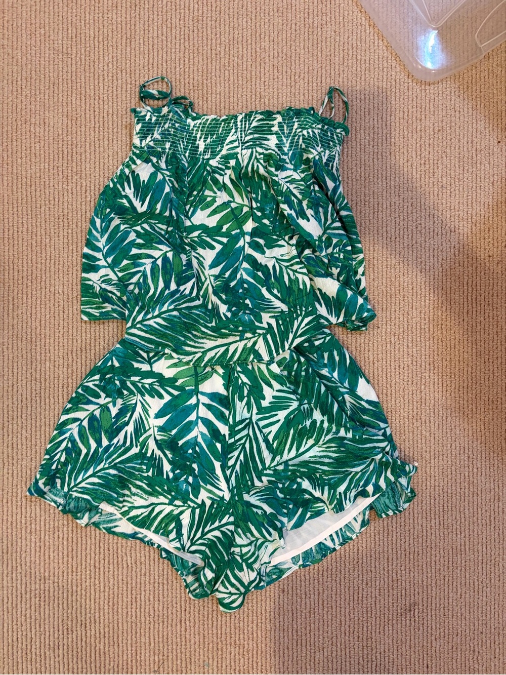 Green Tropical Leaf Print Set